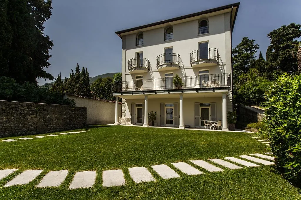 Villa Mughetto Gardone Riviera