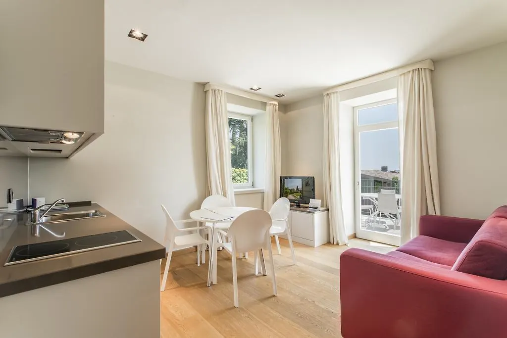 Villa Mughetto Gardone Riviera 4*,  Ιταλία